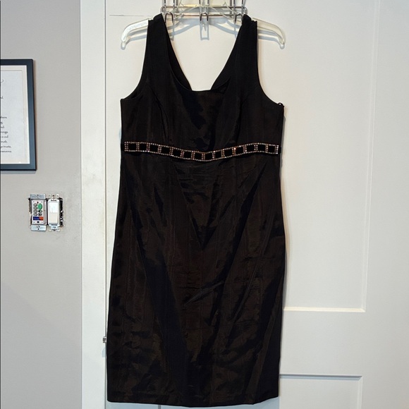 Oblique Dresses & Skirts - Chic Black Sleeveless Midi Dress with removable jacket      B1